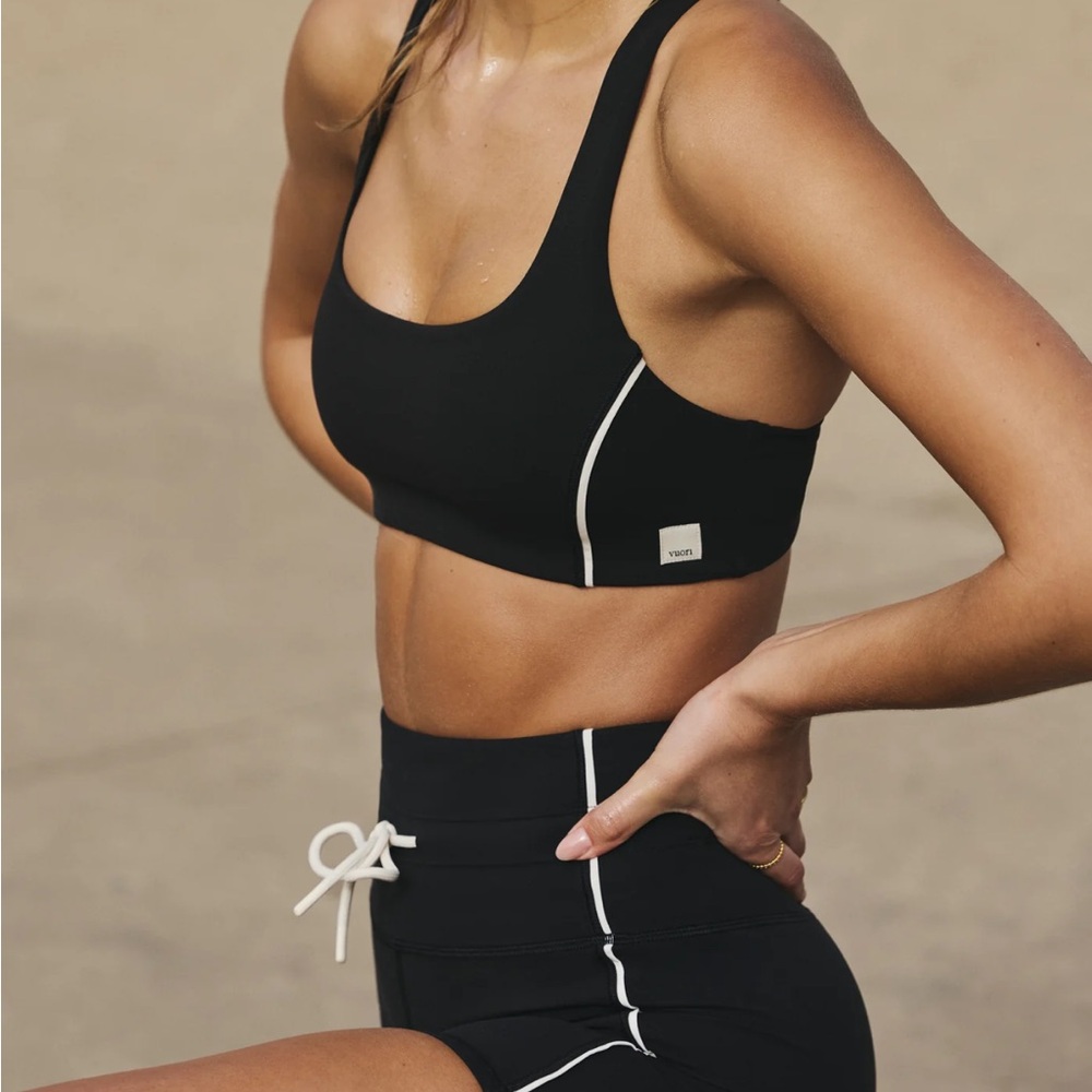 Vuori Daily Piped Bra